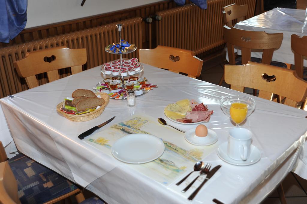 Gasthaus-Pension Fischerkeller Randegg Extérieur photo