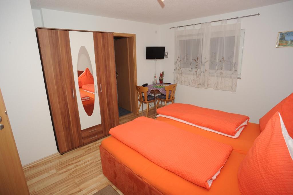 Gasthaus-Pension Fischerkeller Randegg Extérieur photo